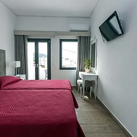 Star Santorini 2*